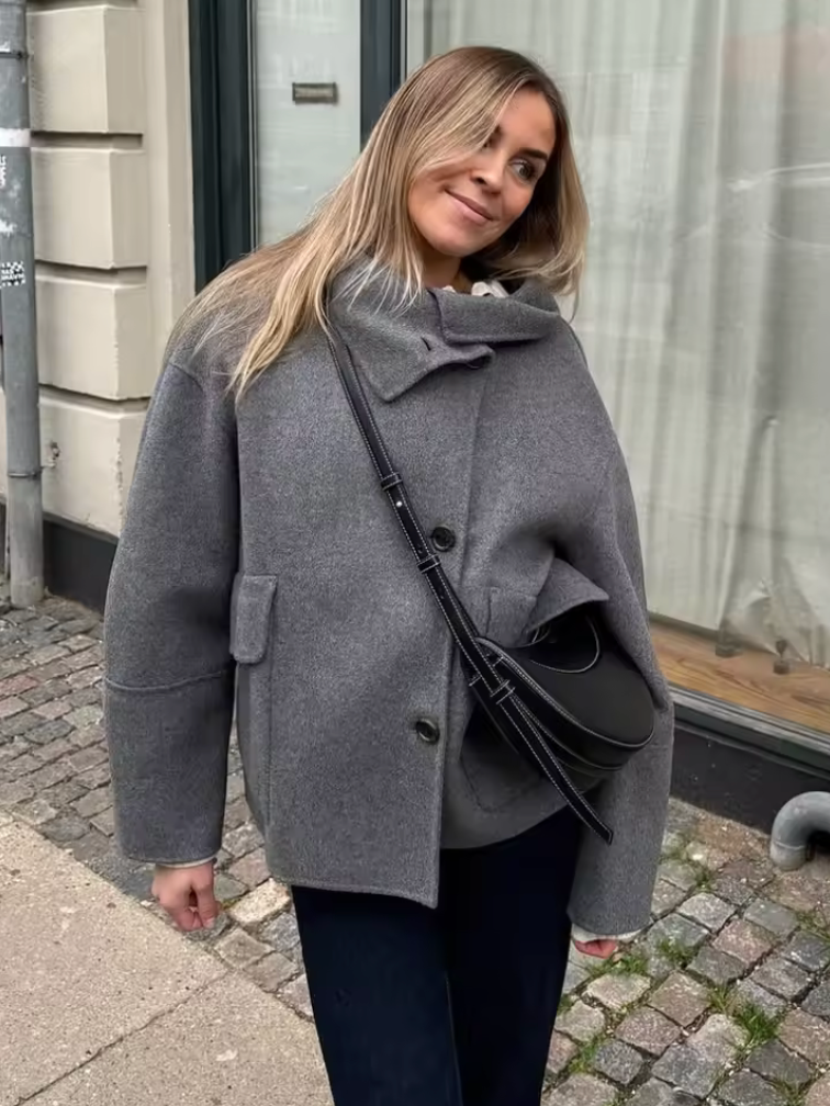 Lisa | Wool Button Jacket