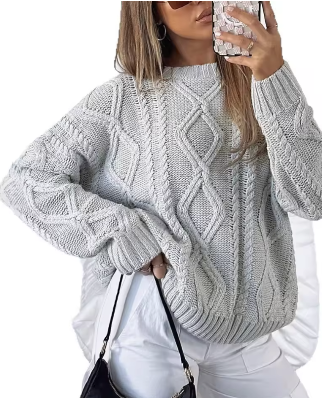 Alexa | Cable Knit Round Neck Pullover Sweater